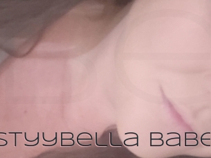 Bustyybella_babe