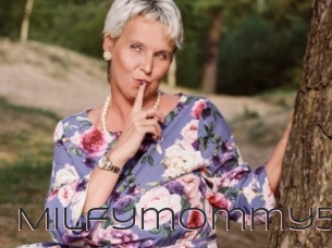 milfymommy52 Beurette Suce