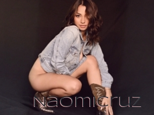Naomicruz